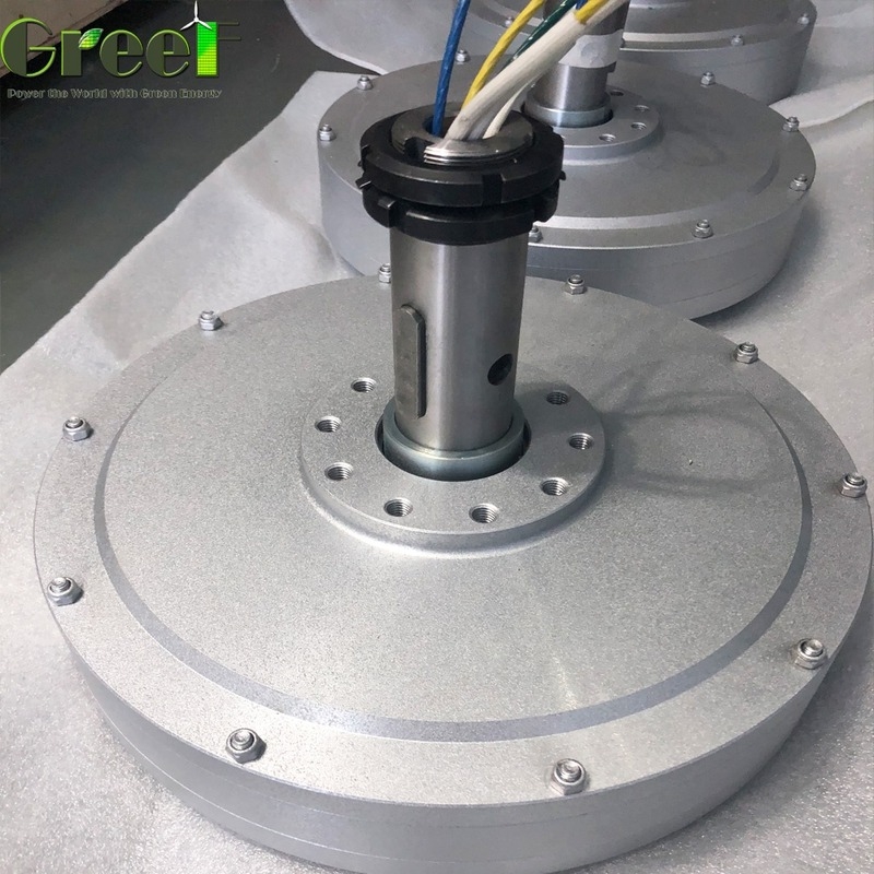 เครื่องกำเนิดไฟฟ้ากระแสสลับแม่เหล็กถาวรแบบโรเตอร์ในและโรเตอร์นอกรอบต่ำ 5kw สำหรับกังหันลมใช้ในบ้าน