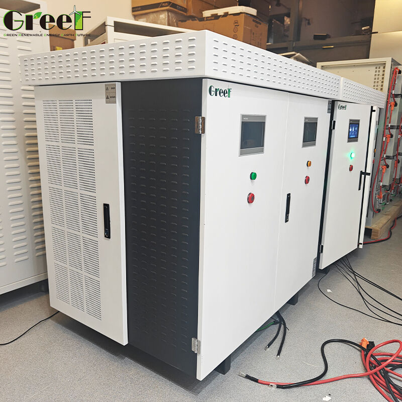 เบรกมือบนตัวควบคุมกริดพร้อมหน้าจอสัมผัส LCD สำหรับการตรวจสอบกริด และประสิทธิภาพสูงสุด 95% สำหรับการควบคุมแรงดันไฟฟ้าขั้นสูง