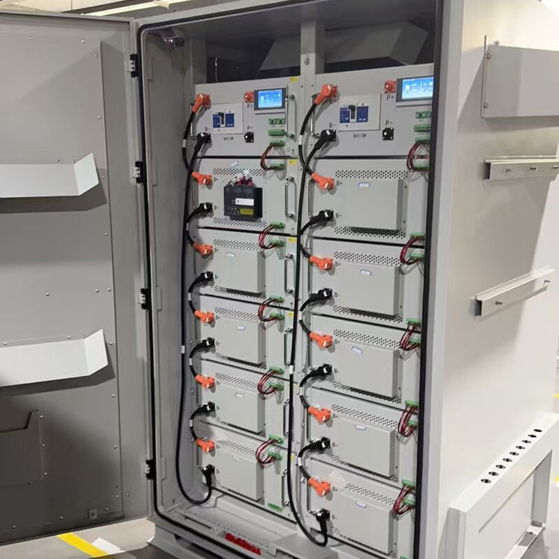 ตู้แบตเตอรี่กลางแจ้งพร้อมเซลล์ 3.2V 314Ah และพลังงานพิกัด 16 kWh พร้อมระบบระบายความร้อนด้วยอากาศระดับอุตสาหกรรม
